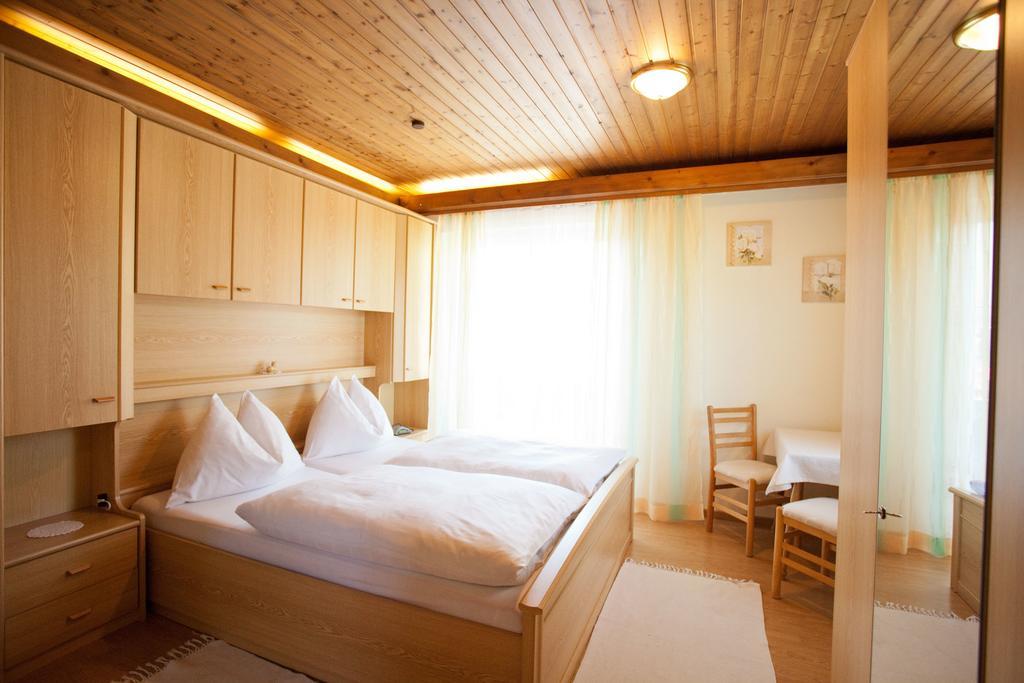 Familiengaestehaus Ingrid Sankt Martin am Tennengebirge Oda fotoğraf