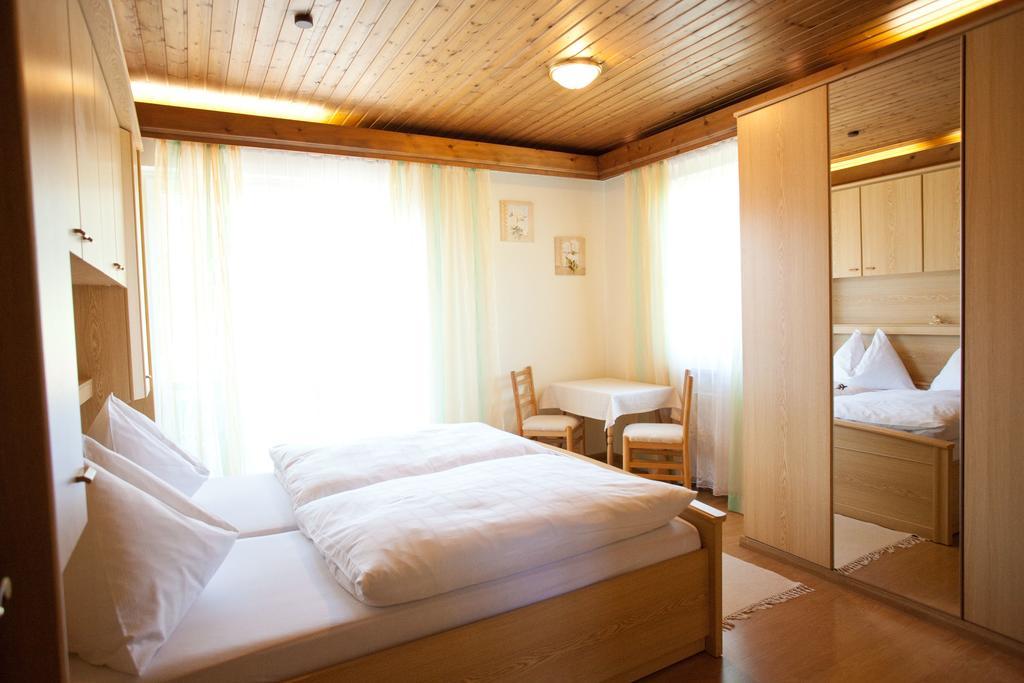 Familiengaestehaus Ingrid Sankt Martin am Tennengebirge Oda fotoğraf