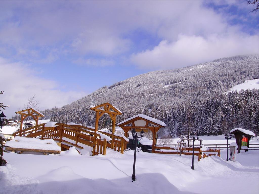 Familiengaestehaus Ingrid Sankt Martin am Tennengebirge Dış mekan fotoğraf
