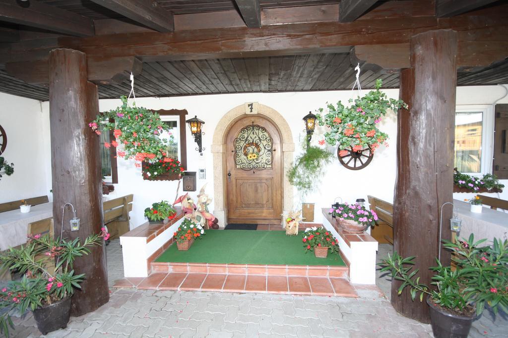Familiengaestehaus Ingrid Sankt Martin am Tennengebirge Oda fotoğraf