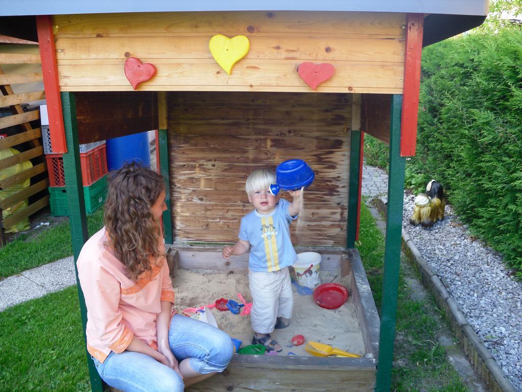 Familiengaestehaus Ingrid Sankt Martin am Tennengebirge Dış mekan fotoğraf