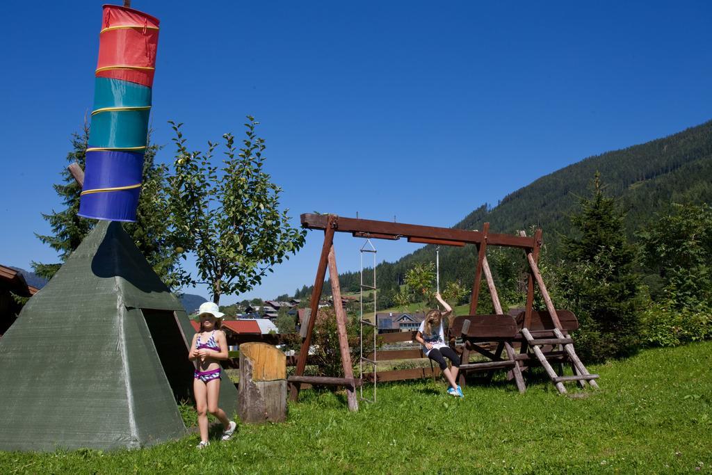 Familiengaestehaus Ingrid Sankt Martin am Tennengebirge Dış mekan fotoğraf