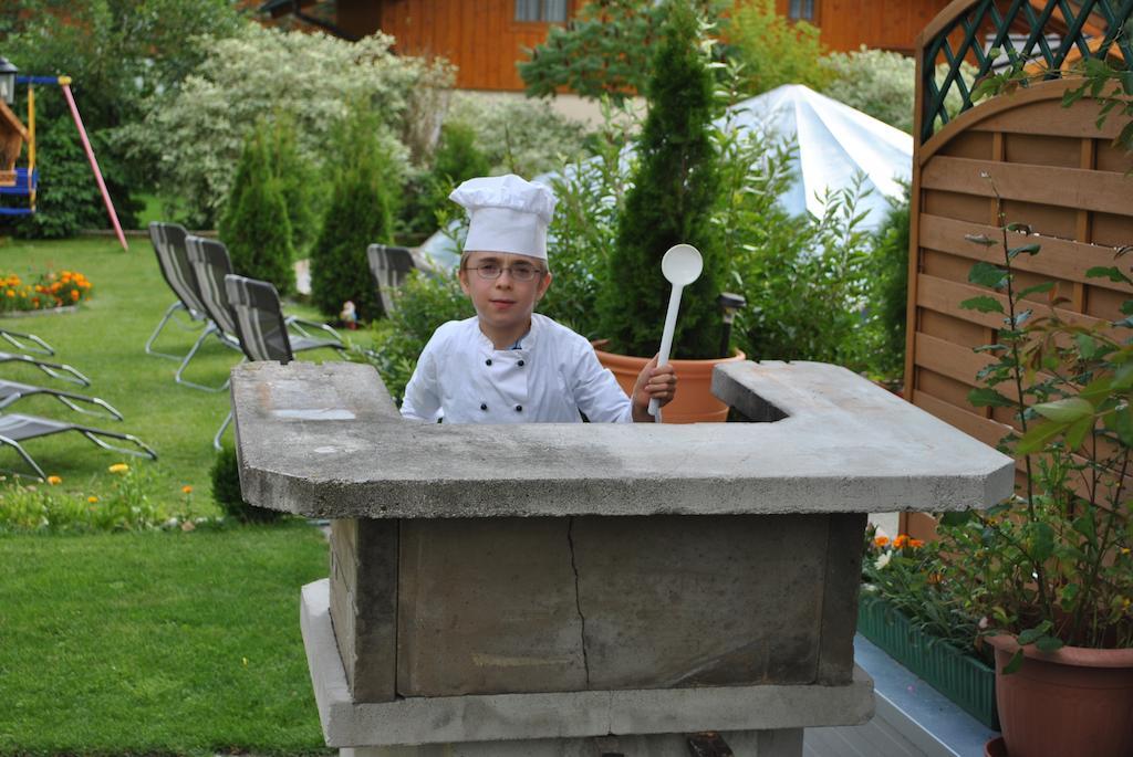 Familiengaestehaus Ingrid Sankt Martin am Tennengebirge Dış mekan fotoğraf