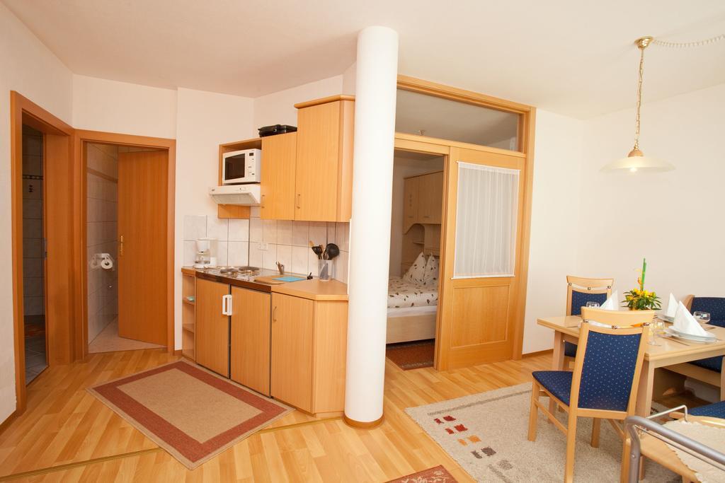 Familiengaestehaus Ingrid Sankt Martin am Tennengebirge Oda fotoğraf